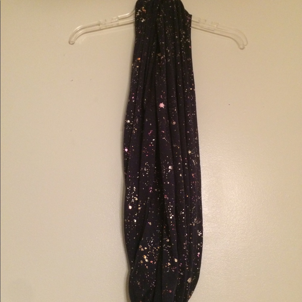 Black scarf